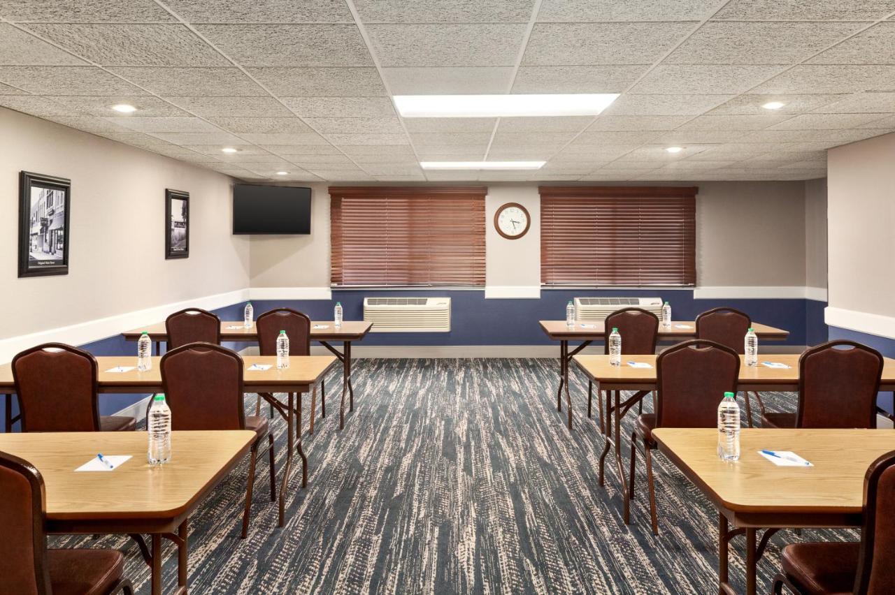 Americinn By Wyndham Sauk Centre מראה חיצוני תמונה