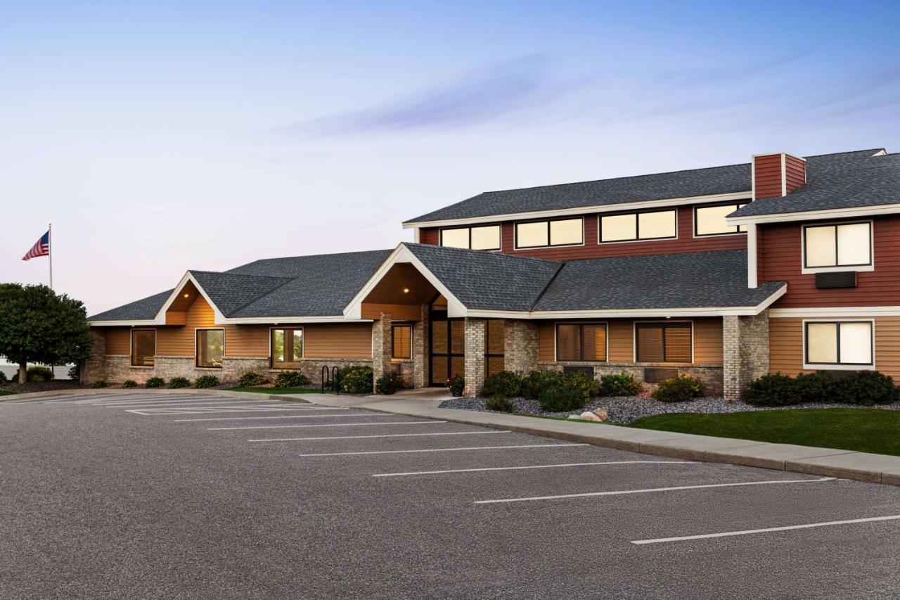 Americinn By Wyndham Sauk Centre מראה חיצוני תמונה