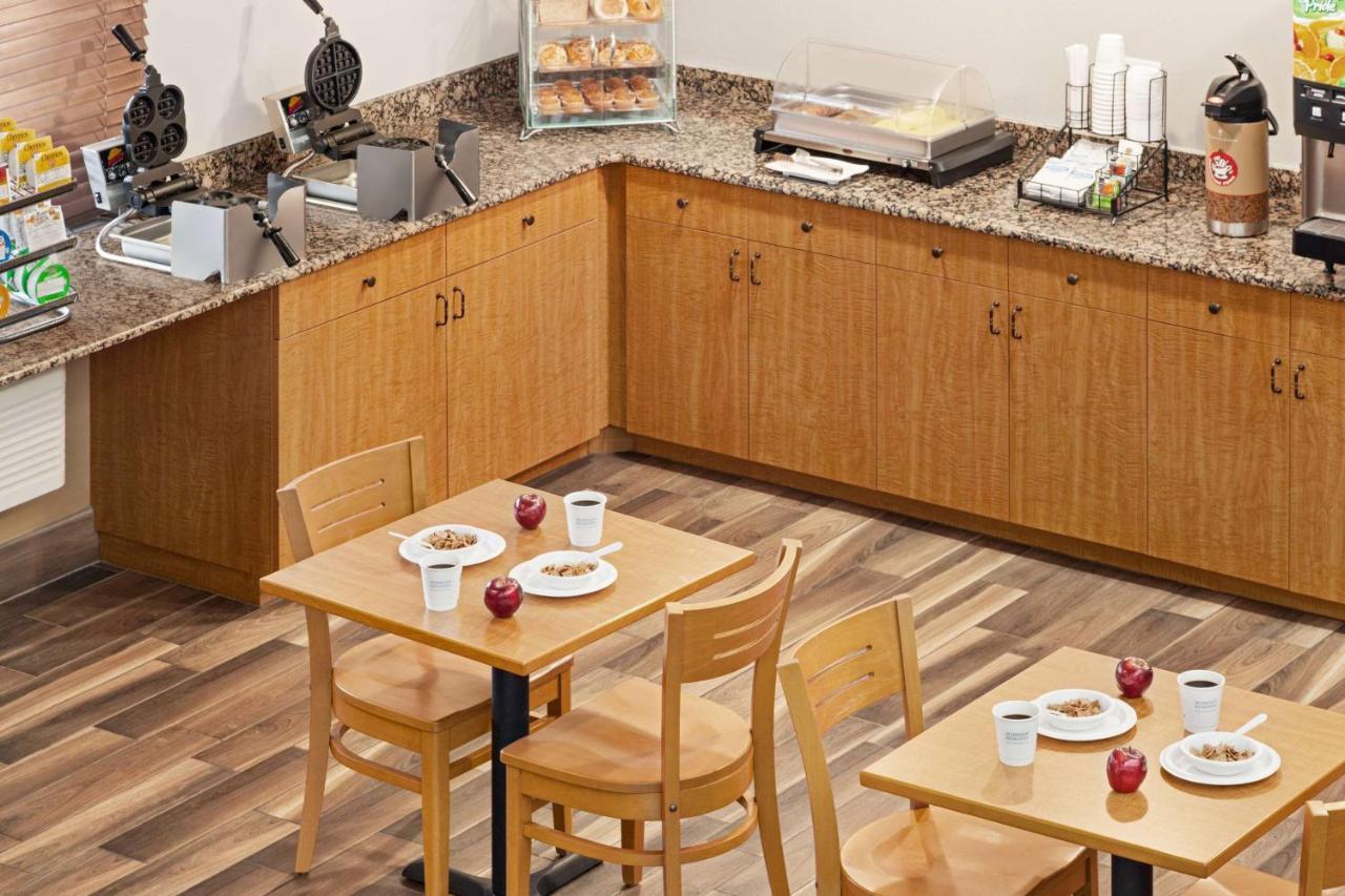 Americinn By Wyndham Sauk Centre מראה חיצוני תמונה