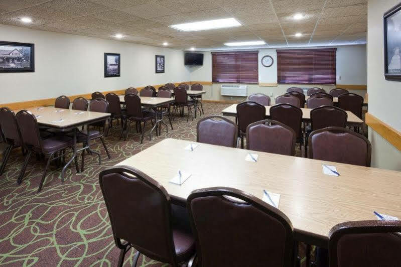 Americinn By Wyndham Sauk Centre מראה חיצוני תמונה